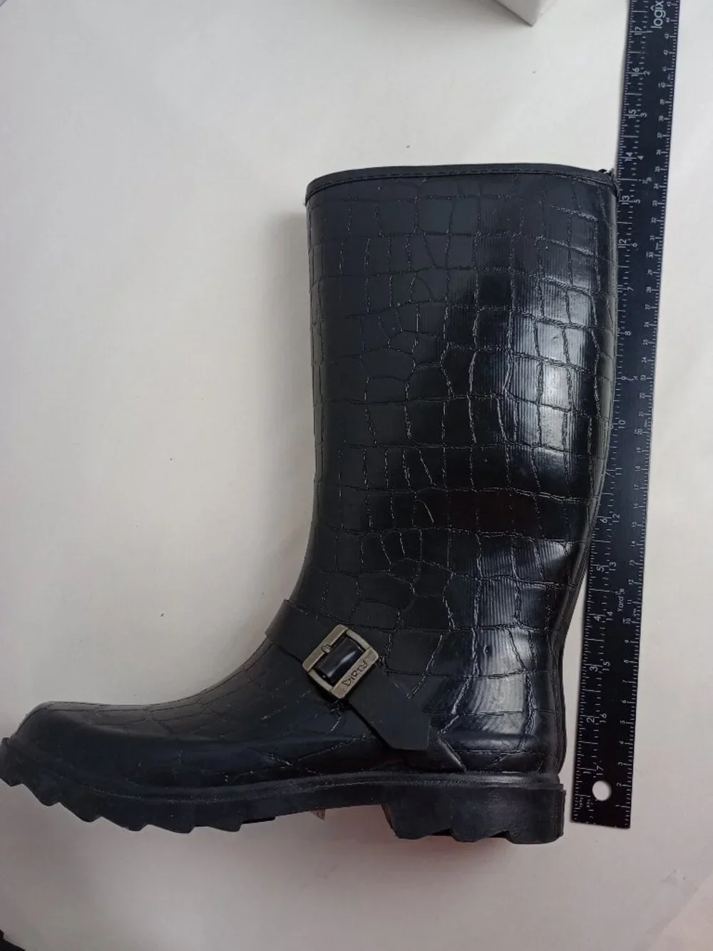 Dirty‎ Laundry Womens 8M Black Faux Alligator Skin Red Liner Rubber Boots